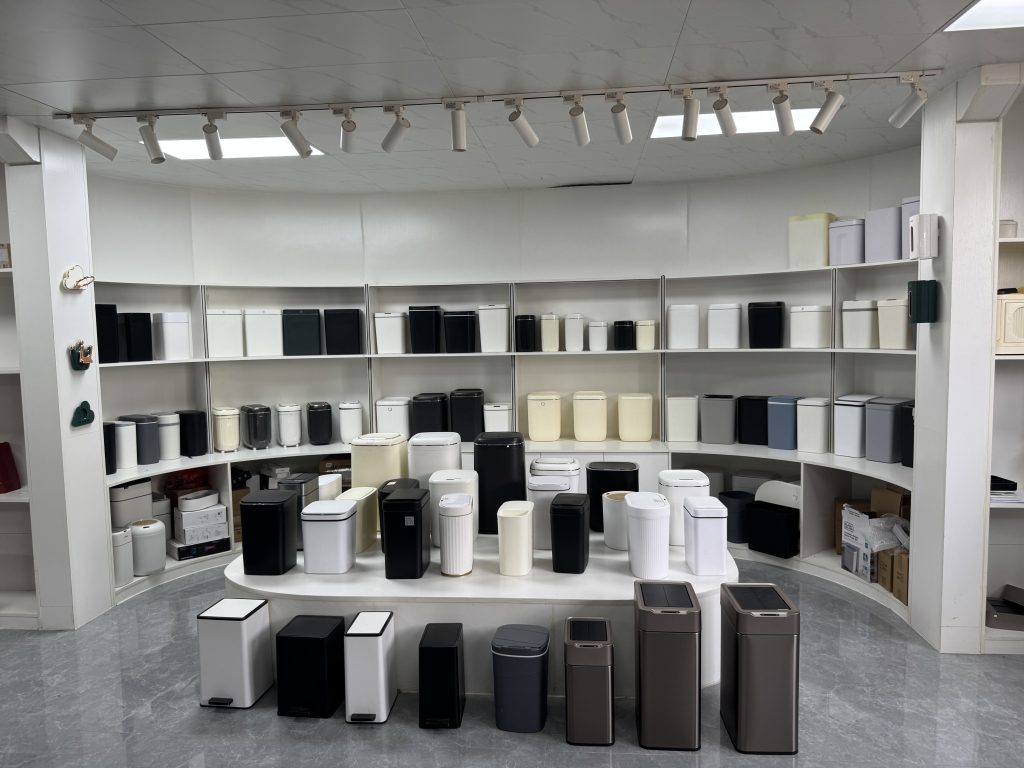 Smart trash can product range —— stainless steel and sensor models